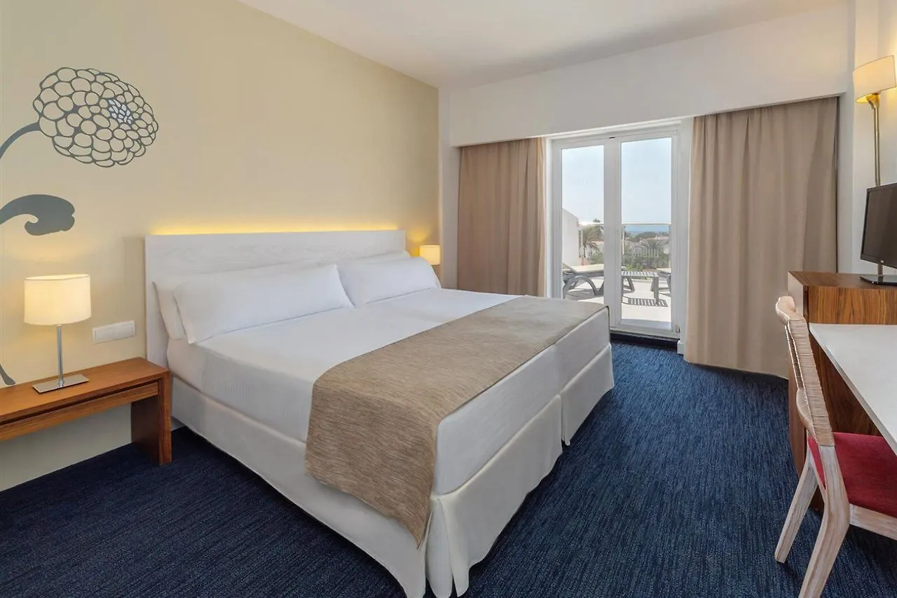 Alua Illa De Menorca Hotel S'Algar